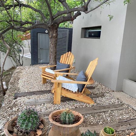 Herzinger Boutique Guesthouse Klein Windhoek Екстериор снимка