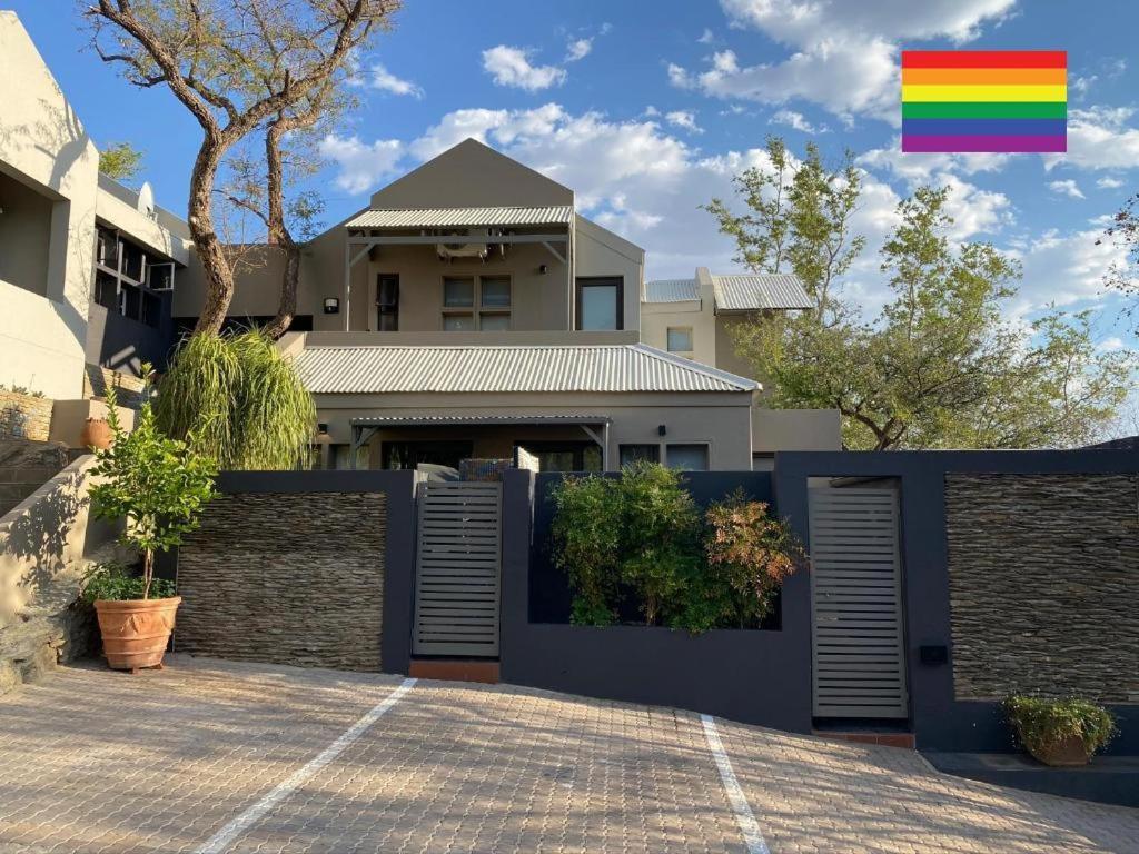 Herzinger Boutique Guesthouse Klein Windhoek Екстериор снимка